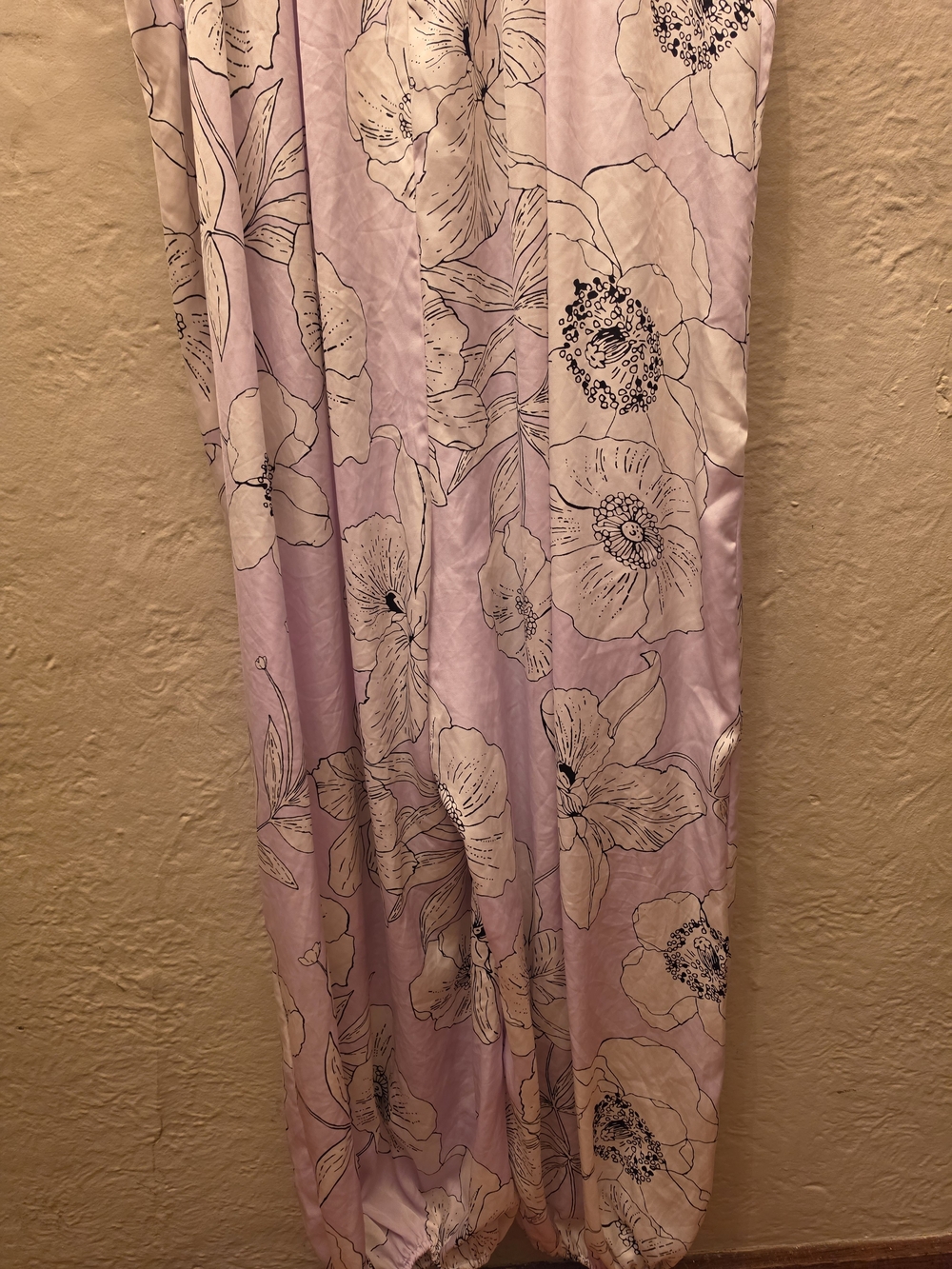 Victoria’s Secret Lilac Floral Satin Jumpsuit L Tie Strap Adjustable - Picture 4 of 15